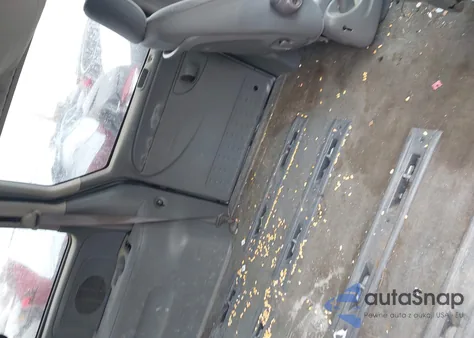 2006 Chrysler Town & Country from USA, damaged, VIN 1A4GP45R36B631406